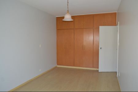 Casa para alugar com 336m², 5 quartos e 4 vagasQuarto 3