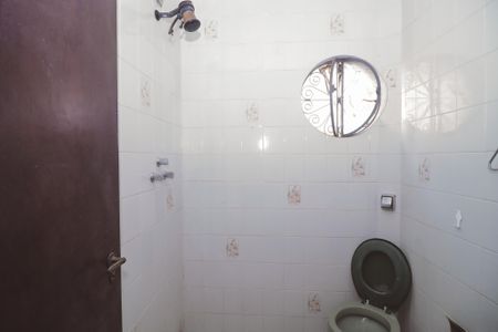 Casa para alugar com 200m², 3 quartos e 2 vagasBanheiro social