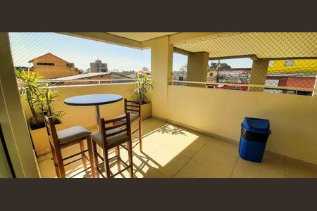 Apartamento à venda com 53m², 2 quartos e 1 vaga Apartamento à venda com 53m², 2 quartos e 1 vagaÁrea comum