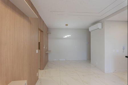 Sala de apartamento para alugar com 3 quartos, 92m² em Swiss Park, Campinas