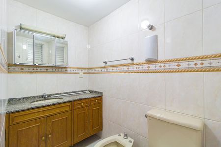 Apartamento à venda com 77m², 3 quartos e 1 vaga Apartamento à venda com 77m², 3 quartos e 1 vagaBanheiro