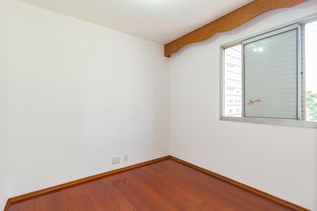 Apartamento à venda com 77m², 3 quartos e 1 vaga Apartamento à venda com 77m², 3 quartos e 1 vagaQuarto 2