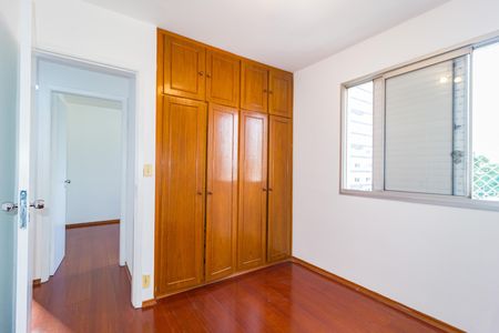 Apartamento à venda com 77m², 3 quartos e 1 vaga Apartamento à venda com 77m², 3 quartos e 1 vagaQuarto 3