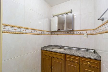 Apartamento à venda com 77m², 3 quartos e 1 vaga Apartamento à venda com 77m², 3 quartos e 1 vagaBanheiro