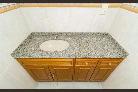 Apartamento à venda com 77m², 3 quartos e 1 vaga Apartamento à venda com 77m², 3 quartos e 1 vagaDetalhe - Banheiro
