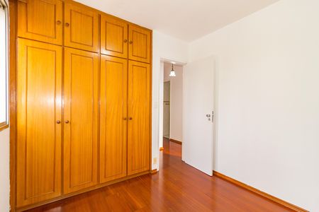 Apartamento à venda com 77m², 3 quartos e 1 vaga Apartamento à venda com 77m², 3 quartos e 1 vagaQuarto 2
