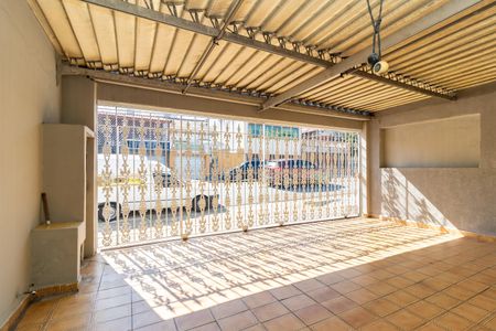 Casa à venda com 91m², 3 quartos e 2 vagasGaragem