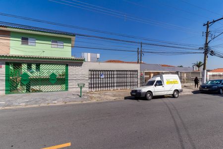 Casa à venda com 91m², 3 quartos e 2 vagasFachada