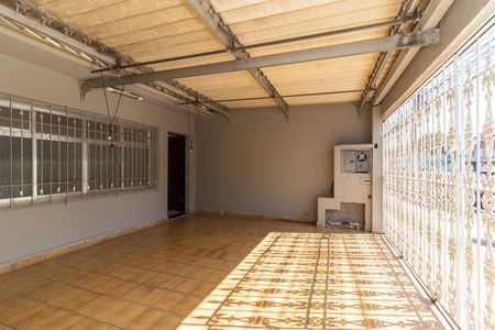 Casa à venda com 91m², 3 quartos e 2 vagasGaragem