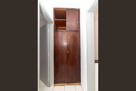 Casa à venda com 91m², 3 quartos e 2 vagasArmário