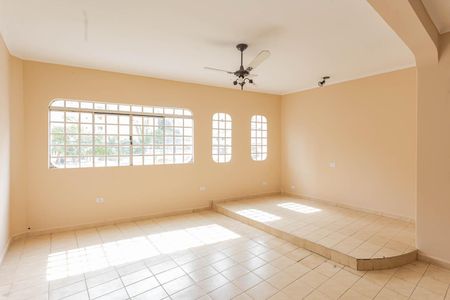 Sala de casa à venda com 3 quartos, 210m² em Jardim Maria Estela, São Paulo