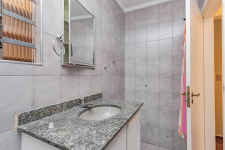 Casa à venda com 210m², 3 quartos e sem vagaBanheiro Social