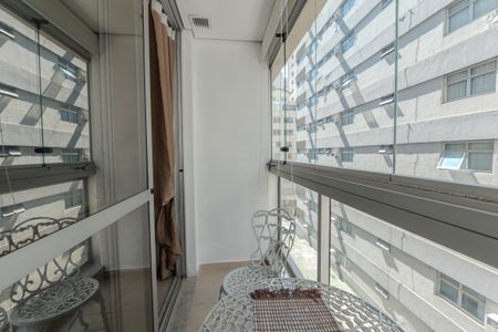 Sacada de kitnet/studio para alugar com 1 quarto, 32m² em Consolação, São Paulo