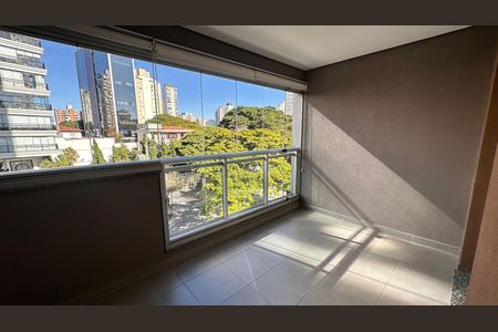 Apartamento para alugar com 53m², 1 quarto e 1 vaga Apartamento para alugar com 53m², 1 quarto e 1 vagaVaranda da sala