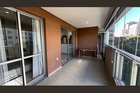 Apartamento para alugar com 53m², 1 quarto e 1 vaga Apartamento para alugar com 53m², 1 quarto e 1 vagaVaranda da sala