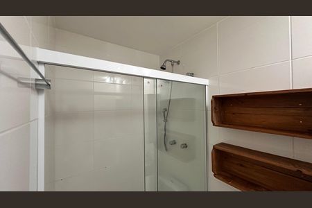 Apartamento para alugar com 53m², 1 quarto e 1 vaga Apartamento para alugar com 53m², 1 quarto e 1 vagaBanheiro da suíte