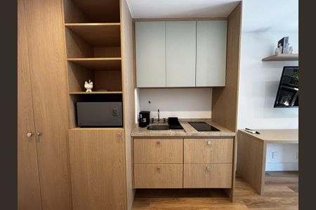 Cozinha de kitnet/studio para alugar com 1 quarto, 33m² em Pinheiros, São Paulo