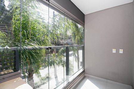 Varanda de kitnet/studio para alugar com 1 quarto, 26m² em Pinheiros, São Paulo