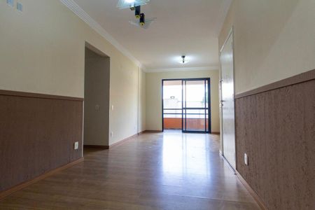 Apartamento para alugar com 82m², 3 quartos e 1 vagaSala