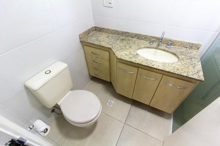 Apartamento para alugar com 82m², 3 quartos e 1 vaga Apartamento para alugar com 82m², 3 quartos e 1 vagaBanheiro da Suíte