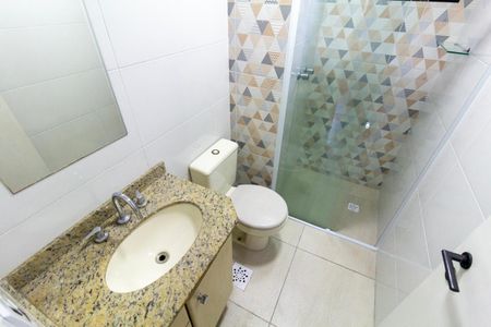 Apartamento para alugar com 82m², 3 quartos e 1 vaga Apartamento para alugar com 82m², 3 quartos e 1 vagaBanheiro social