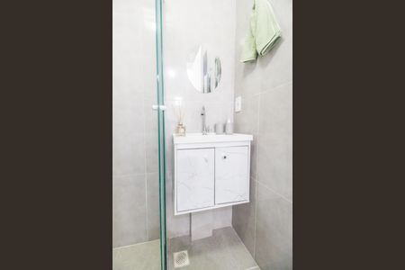 Apartamento para alugar com 45m², 2 quartos e sem vagaBanheiro
