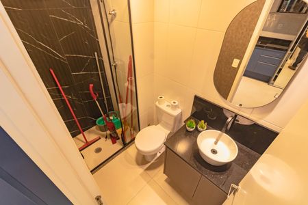 Studio para alugar com 27m², 1 quarto e sem vaga Studio para alugar com 27m², 1 quarto e sem vagaBanheiro Social