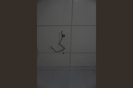 Banheiro social de casa para alugar com 1 quarto, 60m² em Itaquera, São Paulo