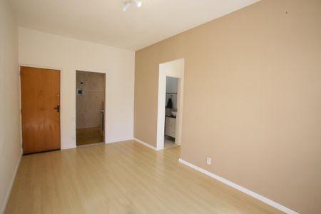 Sala de apartamento para alugar com 2 quartos, 59m² em Freguesia, Rio de Janeiro