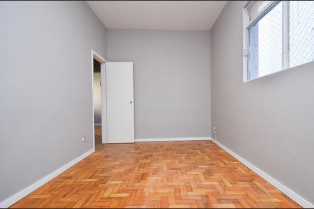 Apartamento para alugar com 55m², 2 quartos e sem vaga Apartamento para alugar com 55m², 2 quartos e sem vagaSala
