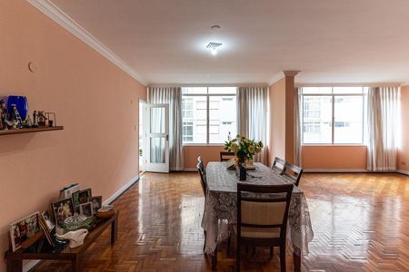 Apartamento à venda com 175m², 3 quartos e 1 vagaSala