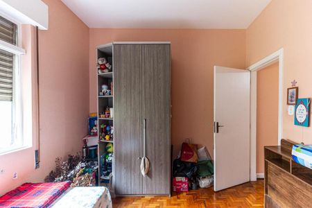 Apartamento à venda com 175m², 3 quartos e 1 vagaQuarto 2