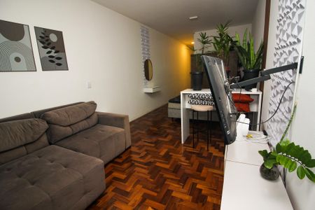 Apartamento à venda com 40m², 1 quarto e sem vaga Apartamento à venda com 40m², 1 quarto e sem vagaSala/Quarto