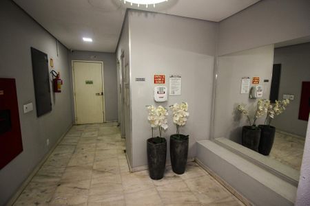 Apartamento à venda com 40m², 1 quarto e sem vaga Apartamento à venda com 40m², 1 quarto e sem vagaÁrea comum-Hall de entrada