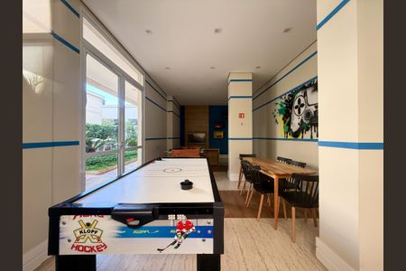 Apartamento para alugar com 67m², 2 quartos e 1 vagaÁrea comum