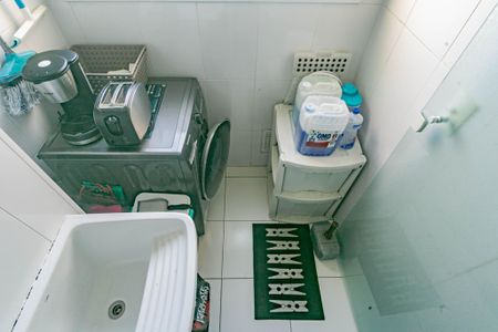 Apartamento para alugar com 67m², 2 quartos e 1 vagaÁrea de Serviço