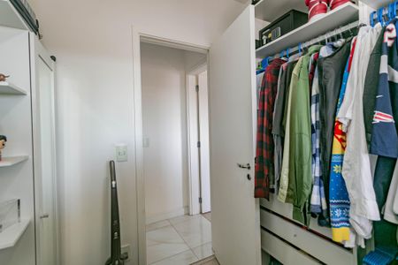 Apartamento para alugar com 67m², 2 quartos e 1 vagaQuarto