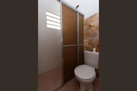 Casa para alugar com 40m², 1 quarto e sem vaga Casa para alugar com 40m², 1 quarto e sem vagaBanheiro