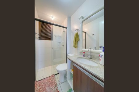Apartamento à venda com 90m², 3 quartos e 2 vagasBanheiro social