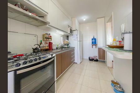 Apartamento à venda com 90m², 3 quartos e 2 vagasCozinha e Área de Serviço