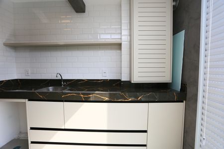 Apartamento para alugar com 38m², 1 quarto e 1 vagaÁrea de Serviço