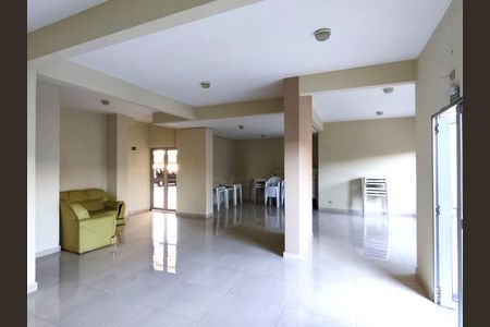 Apartamento à venda com 76m², 3 quartos e 2 vagasÁrea comum - Salão de festas