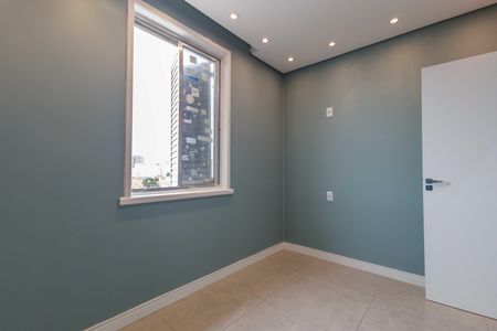 Quarto 1 de apartamento para alugar com 3 quartos, 80m² em Passo D’areia, Porto Alegre