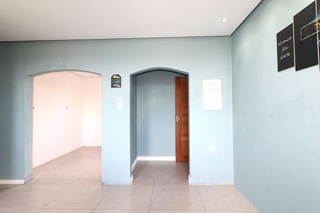 Sala de apartamento para alugar com 3 quartos, 80m² em Passo D’areia, Porto Alegre