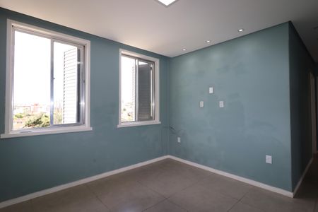 Apartamento à venda com 3 quartos, 80m² em Passo D’areia, Porto Alegre