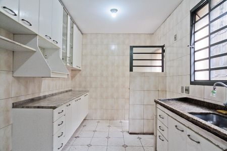 Casa para alugar com 232m², 4 quartos e 3 vagasCozinha