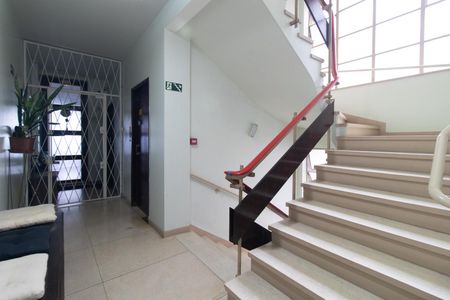 Apartamento para alugar com 186m², 4 quartos e 1 vagaEscadas