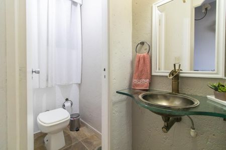 Apartamento para alugar com 186m², 4 quartos e 1 vagaLavabo