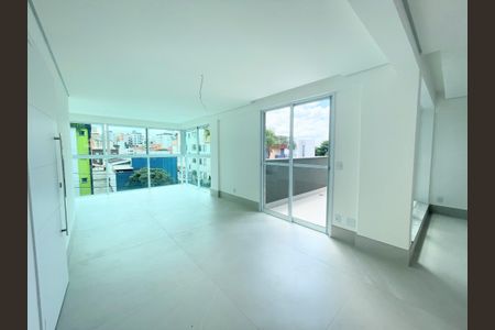 Apartamento à venda com 315m², 4 quartos e 4 vagasSala