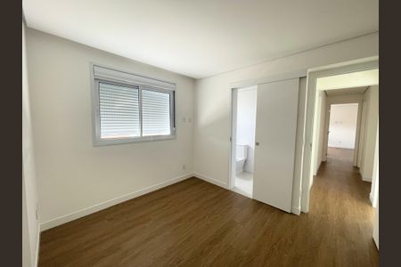 Apartamento à venda com 315m², 4 quartos e 4 vagasSemi-suite 1